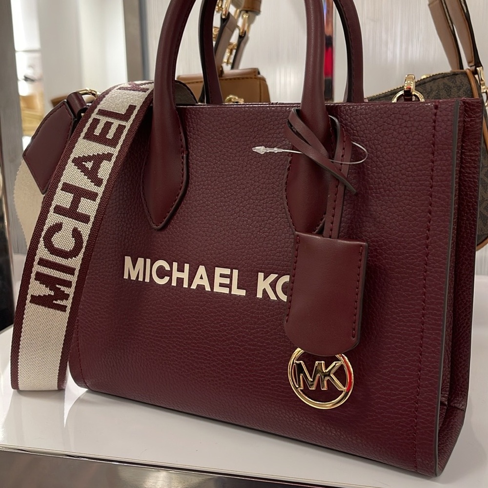 Michael Kors Mirella Small Pebbled Leather Crossbody Bag
Oxblood 
NWT - Picture 10 of 16
